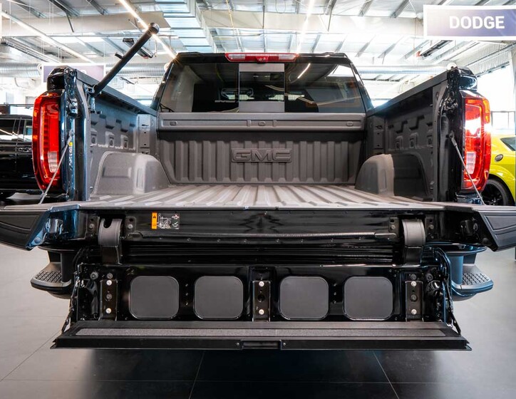 GMC Sierra 5