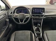 Volkswagen T-Roc 5