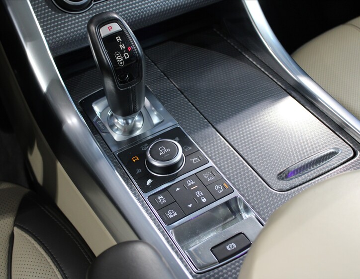 Land Rover Range Rover 23
