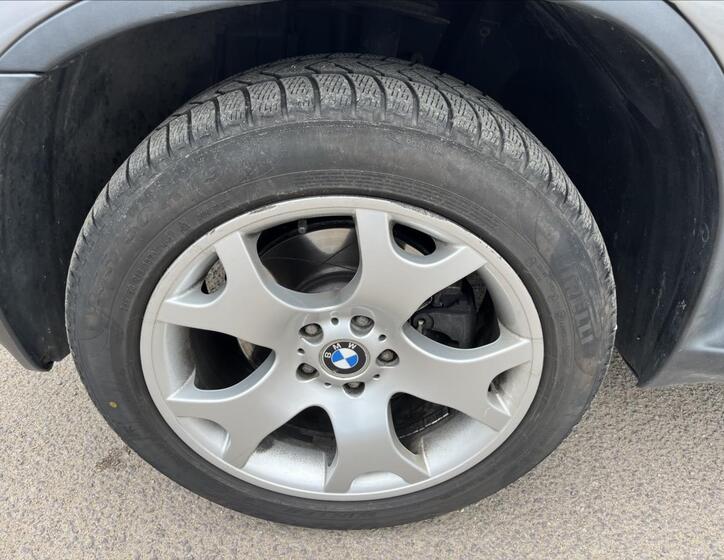 BMW X5 38