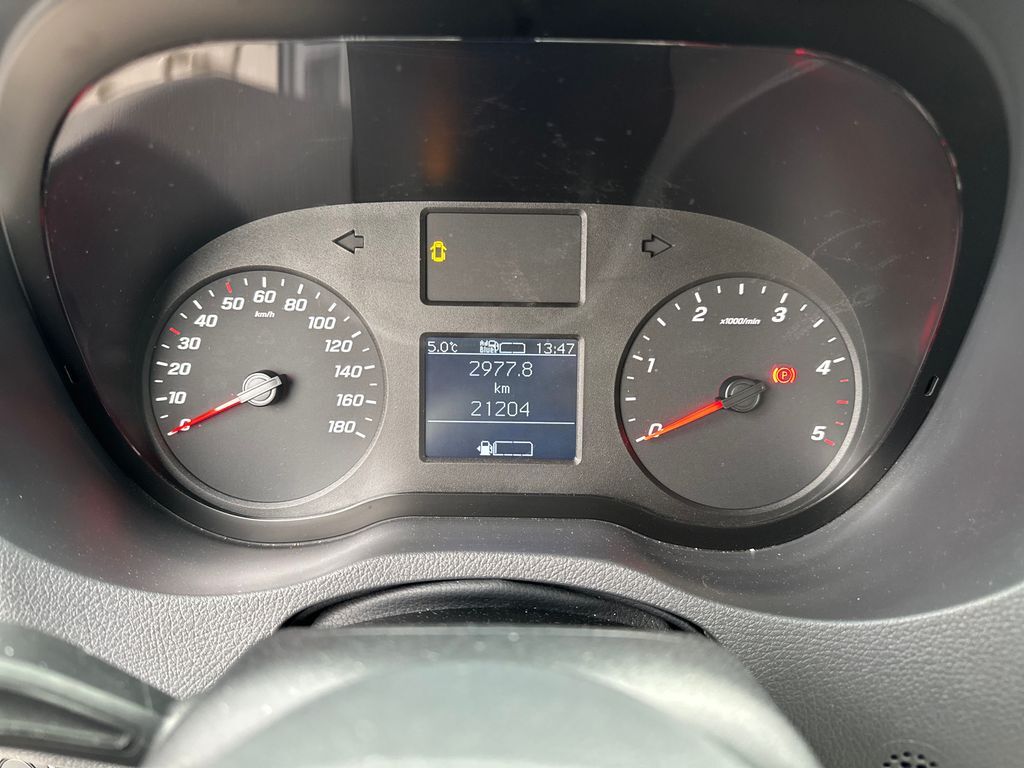 Mercedes-Benz Sprinter 13
