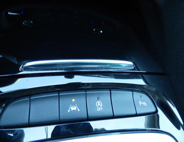 Opel Insignia 44