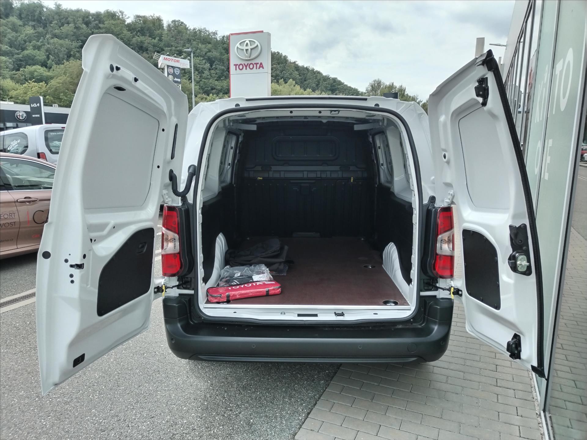 Toyota ProAce City