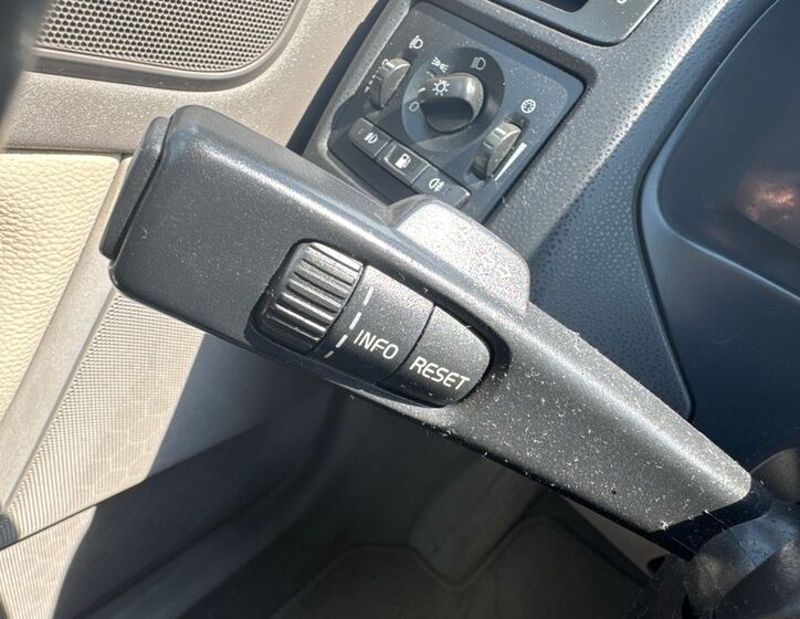 Volvo C70 21