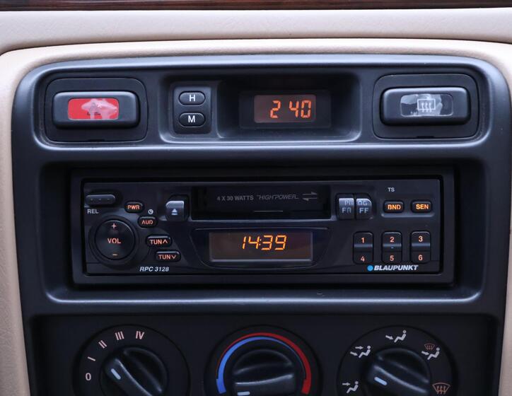 Rover 400 19