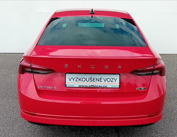 Škoda Octavia 8