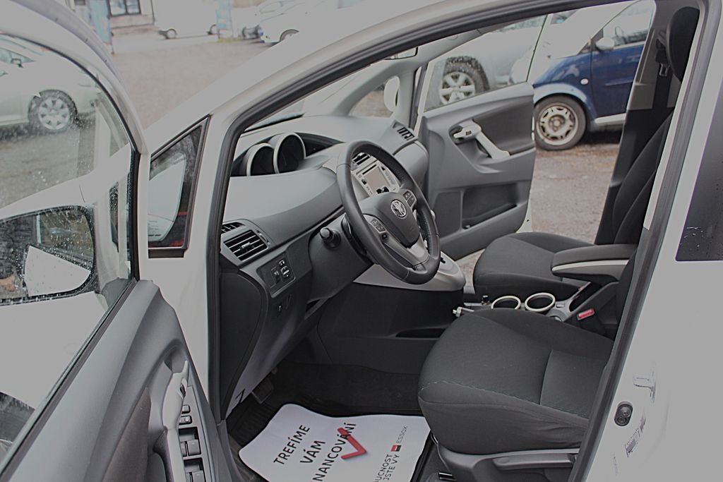Toyota Verso