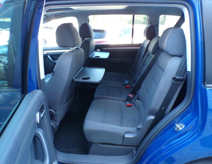 Volkswagen Touran 20