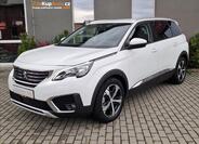 Peugeot 5008 1