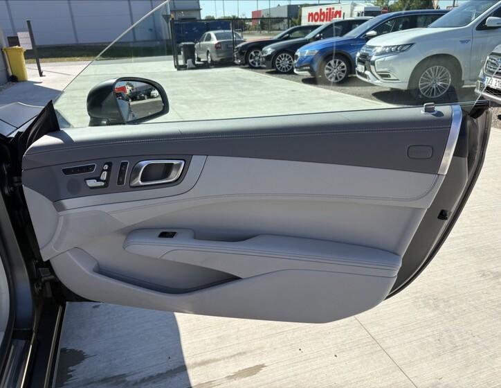 Mercedes-Benz SL 22
