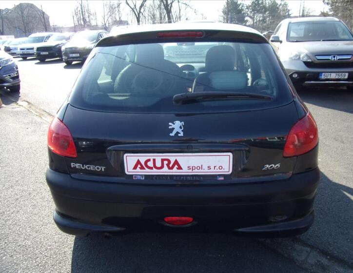 Peugeot 206 4