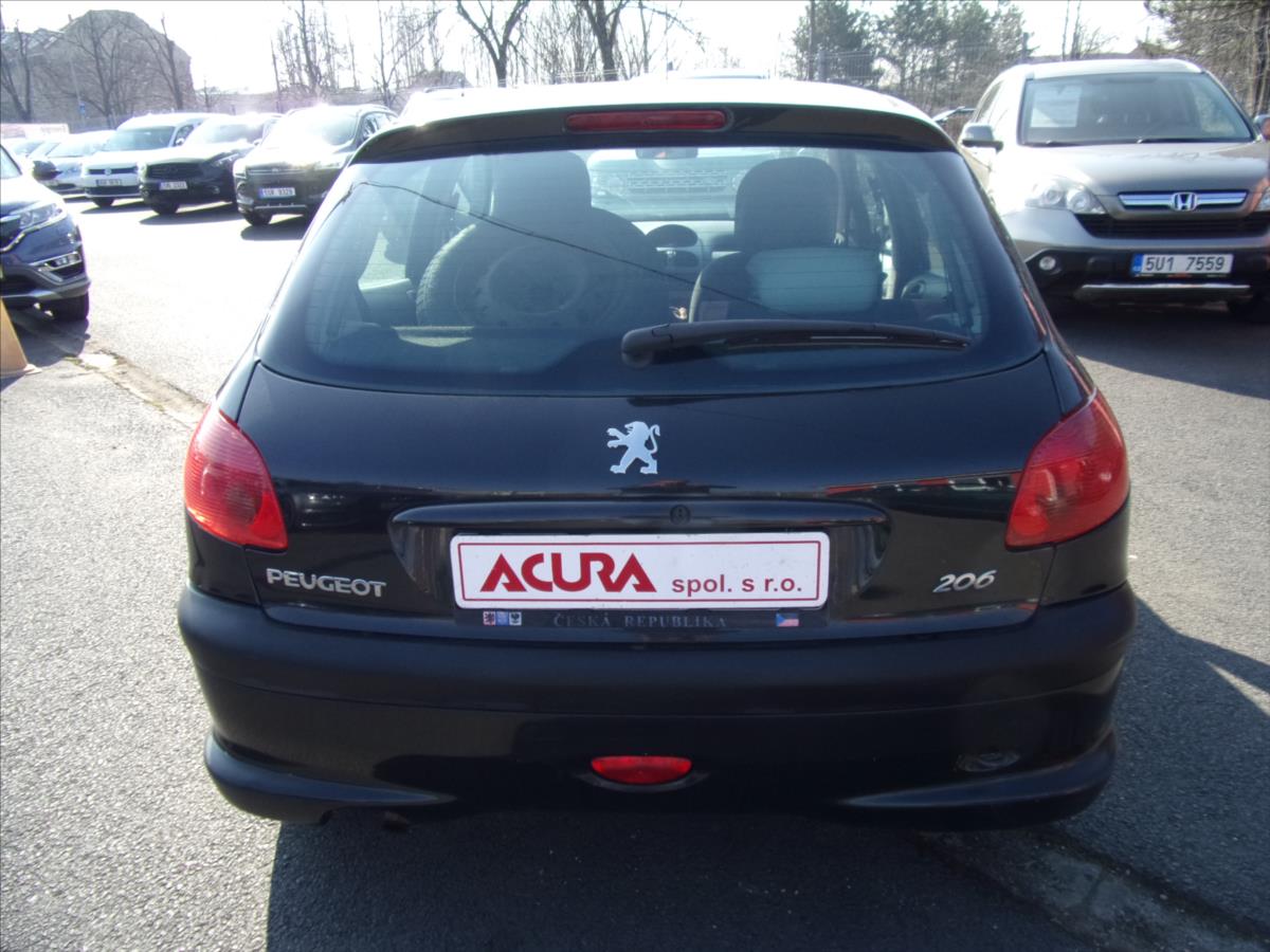 Peugeot 206