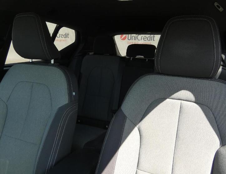 Volvo XC40 7