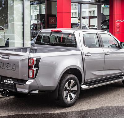 Isuzu D-Max 6