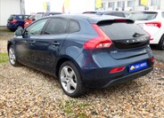Volvo V40 4