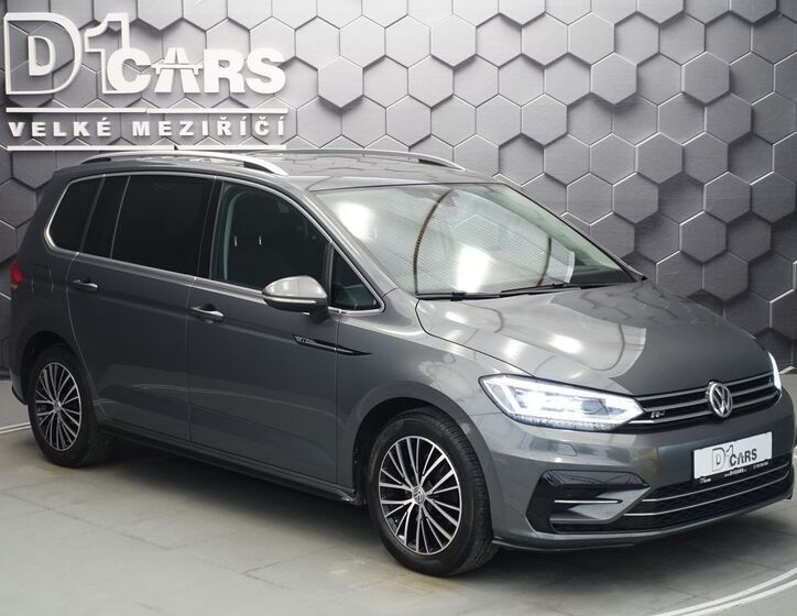 Volkswagen Touran 6
