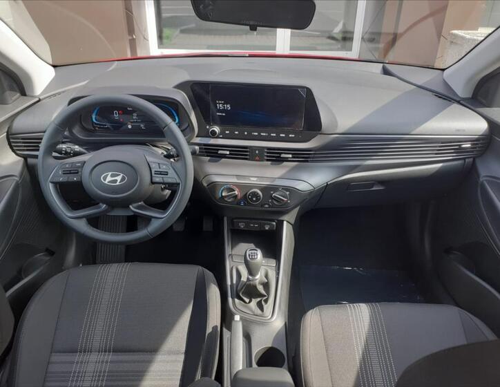 Hyundai i20 6