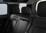Land Rover Defender 8