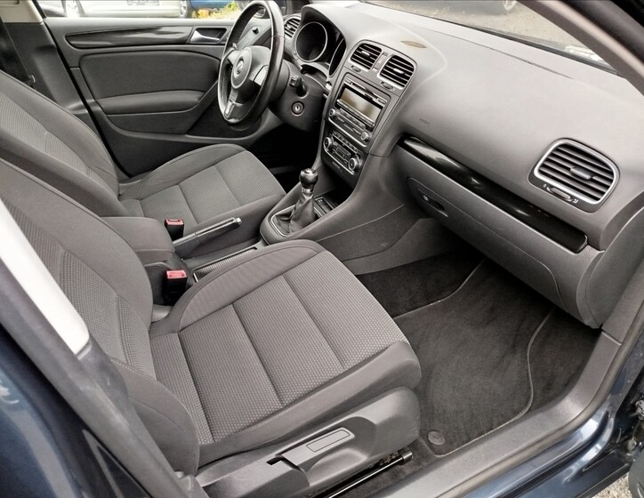 Volkswagen Golf 29