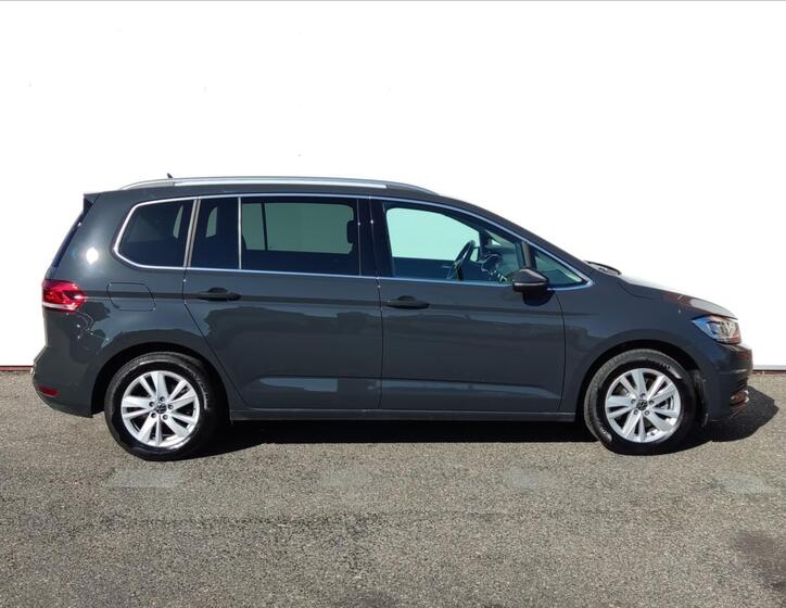 Volkswagen Touran 22