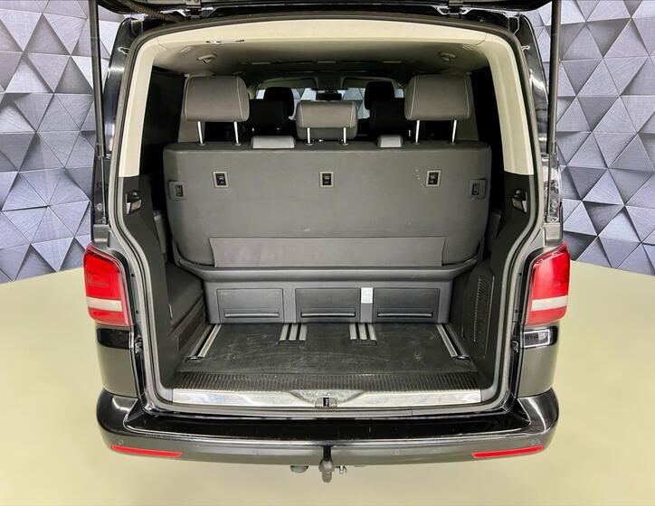Volkswagen Multivan 22