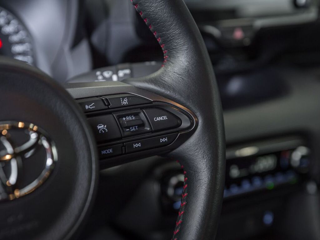 Toyota Yaris 10