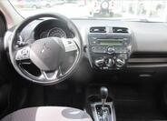 Mitsubishi Space 7