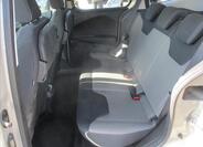 Ford Tourneo Courier 8