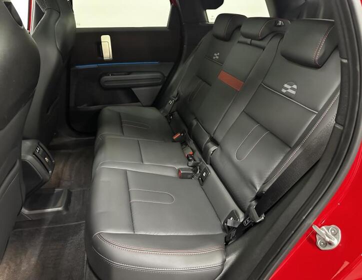 Mini Countryman 13
