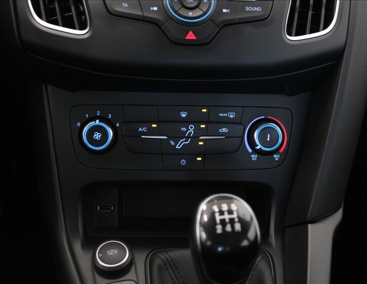 Ford Focus 13