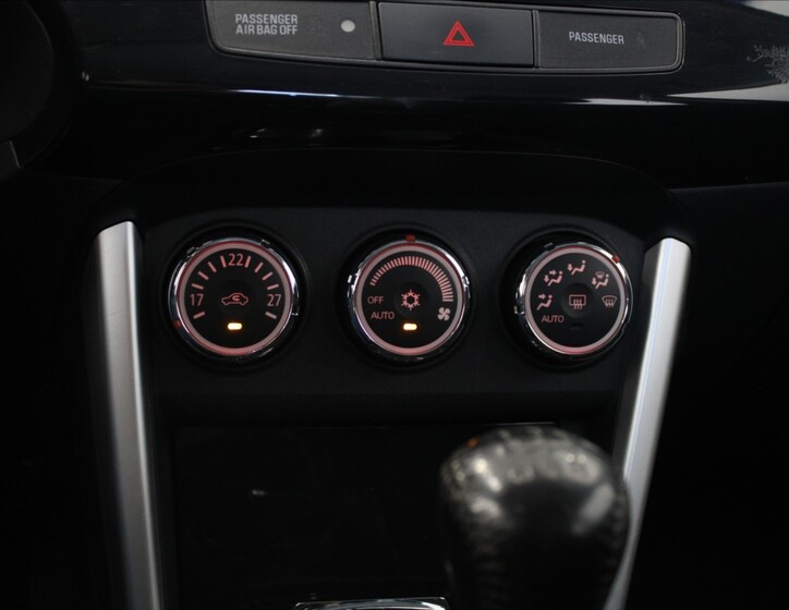Mitsubishi Lancer 12
