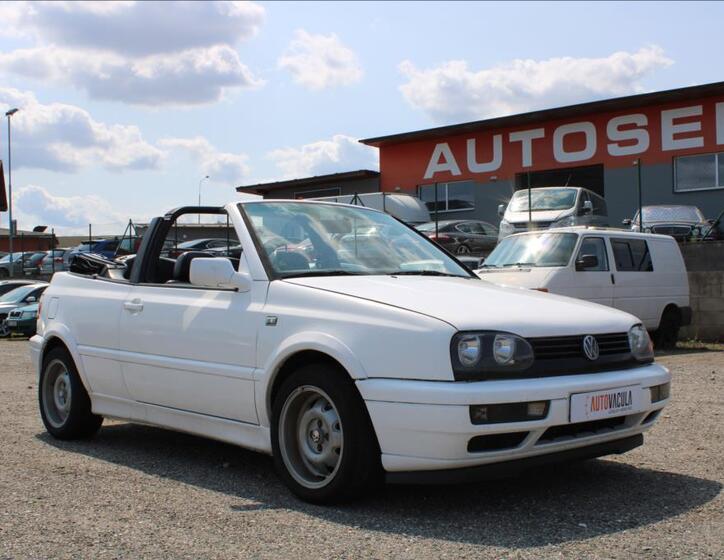 Volkswagen Golf 10