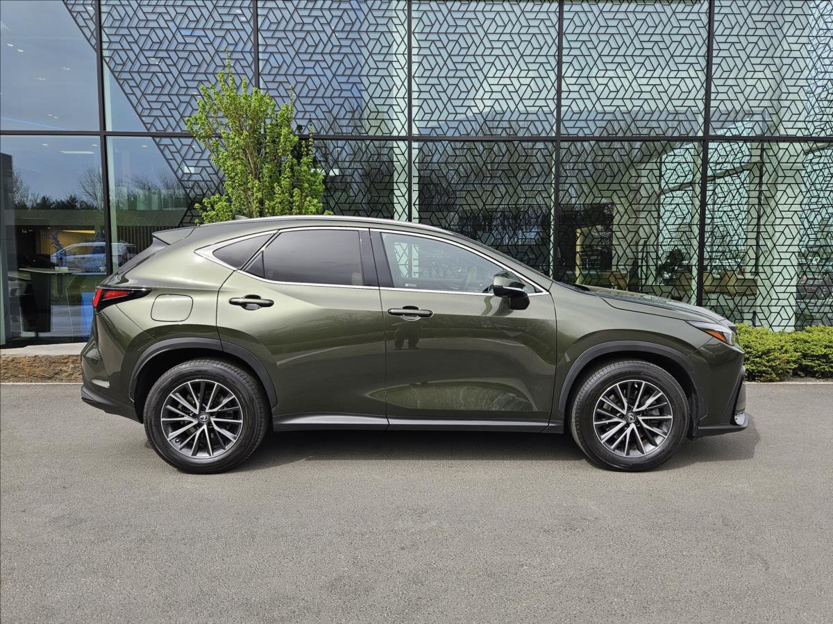Lexus NX 450h plus