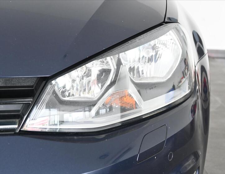 Volkswagen Golf 31