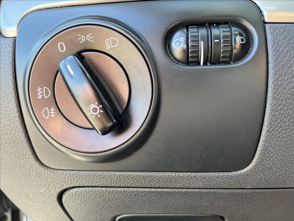 Volkswagen Golf 19