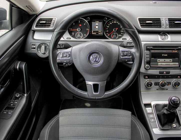 Volkswagen CC 11