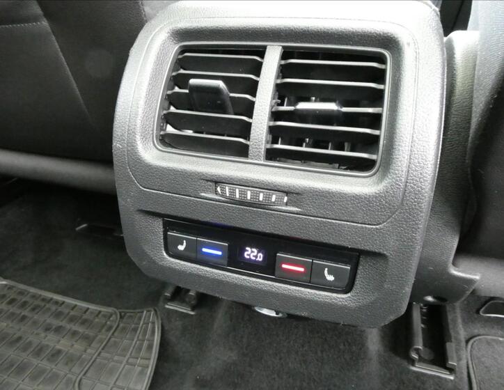 Volkswagen Touran 30