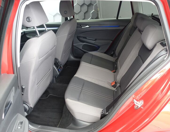 Volkswagen Golf 29