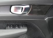 Volvo XC40 9