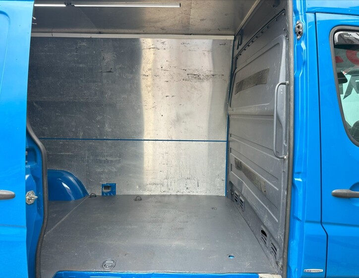 Mercedes-Benz Sprinter 12