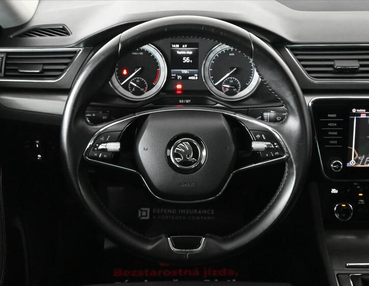 Škoda Superb 16