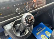 Volkswagen Caravelle 23