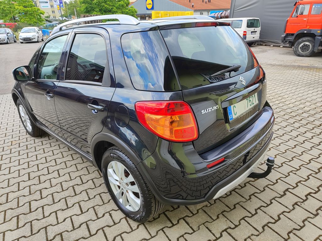 Suzuki SX4
