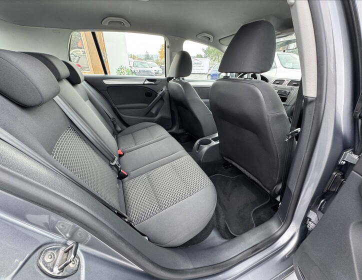 Volkswagen Golf 14