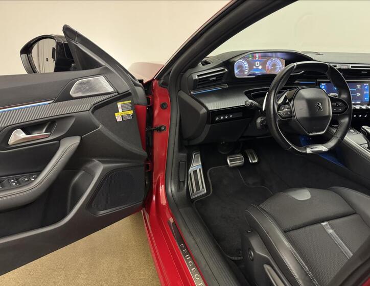 Peugeot 508 31