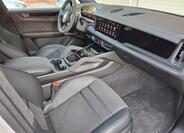 Porsche Cayenne 16