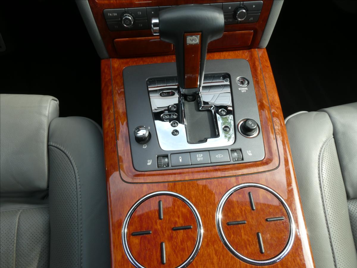 Volkswagen Phaeton