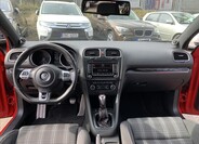 Volkswagen Golf 9