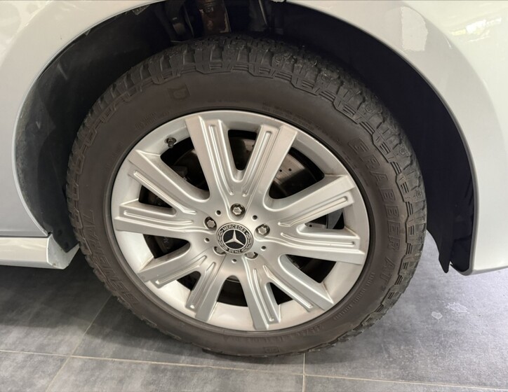 Mercedes-Benz GLE 33
