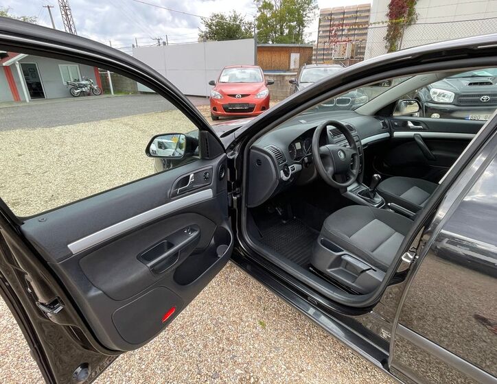 Škoda Octavia 8